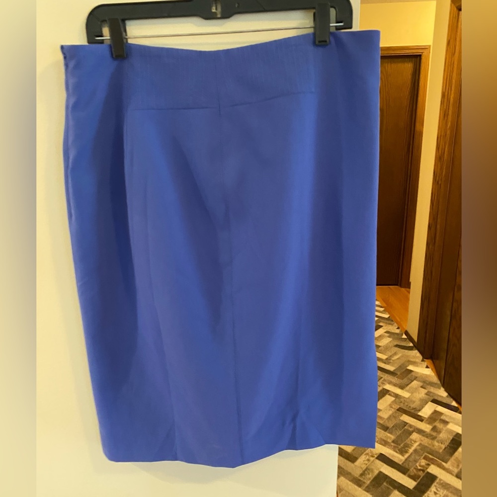 NWT White House Black Market Midi Skirt
